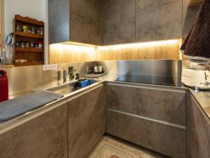 Casa Cosulich, elegant with furnished patio and dolomites View