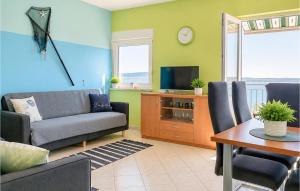 Nice Apartment In Maslenica With Wifi