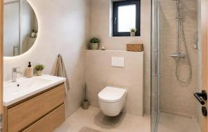 Pet Friendly Apartment In Rogoznica With Wifi
