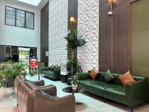 Nature Hotel - Tay Ho