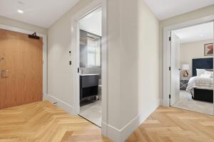 Cheyne Evergreen l Luxury Chelsea Retreat with Thames Views