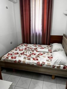 Klaudios rent house
