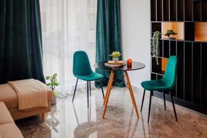 Emerald Suite - Private Parking & Self Check-In