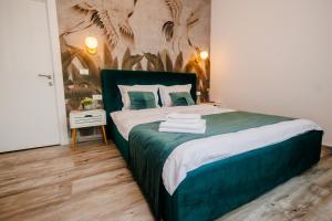 Emerald Suite - Private Parking & Self Check-In