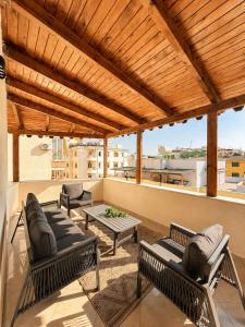 Sea Breeze Apartment terrace