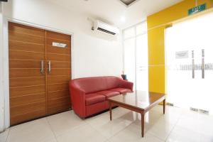 Townhouse Oak Hotel Damar Kurung