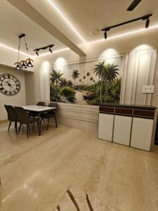 The Crest Bkc