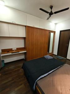 The Crest Bkc