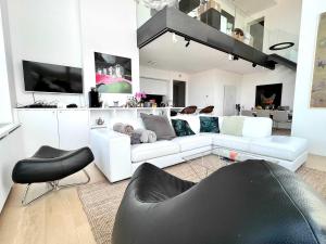 Room Suite Penthouse Brussels Skyline Suite 220 m2 Suite Room of Refined Elegance Room