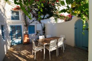 Dionysos Cave Villa with Plunge Pool Near Wineries