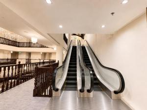 Aura Opera House Chinatown- Newly Renovated