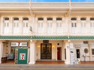 Aura Opera House Chinatown- Newly Renovated