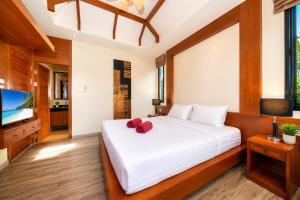 Rawai Family Pool Villa near Rawai Kids Park