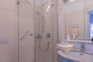 Standard Double Room room in Hotel Christiansen