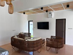 Villa Marie-Laure - 1 Min Walk to Beach