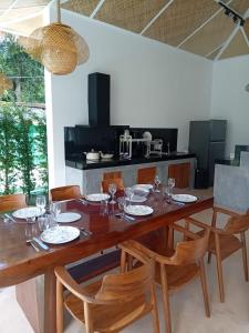 Villa Marie-Laure - 1 Min Walk to Beach