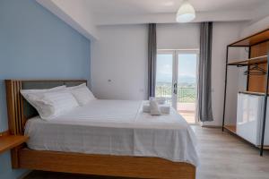 Sunny Hotel