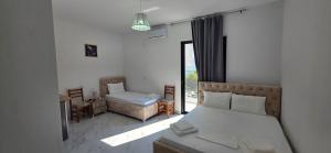 Angela Rooms