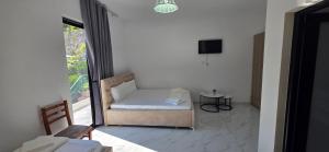 Angela Rooms