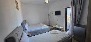 Angela Rooms