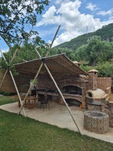 Bamboo glamping