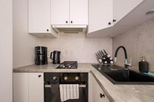 Warsaw Old Town Central Stay Studio by BookingHost