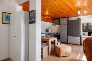Le Nid Perché - Spacious, Quiet & Hypercentral