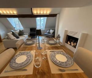 Duplex de charme hyper centre avec Parking