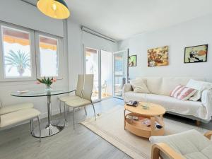 PortoBello - a 50 metros de la playa!