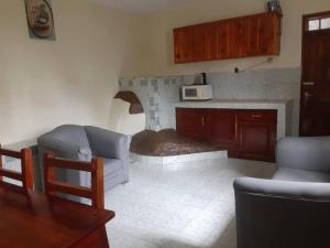Capri Hills 9