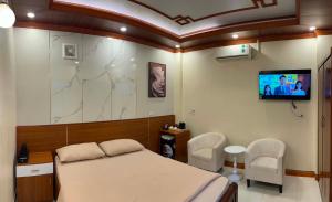 Nhà Nghỉ Phượng Hoàng