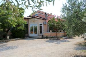 Pool & Jacuzzi Home NadaLina