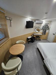 T hotel