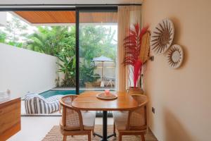 Tropicana Valley unit A1 Tropical Heaven