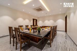 StayVista at Villa Aruna with Board Games, AC