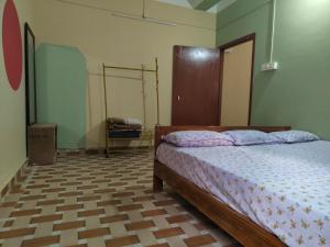 Tales of Guwahati 101- Independent 1BHK- AC ,200 extra for AC