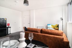 Modern 1BR Near Wrexham Stadium & City Centre