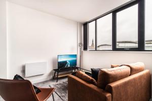 Modern 1BR Near Wrexham Stadium & City Centre