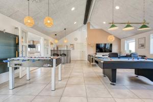 Big House In Vrist With Pool & Activities - Sj500