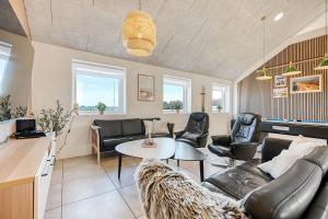 Big House In Vrist With Pool & Activities - Sj500