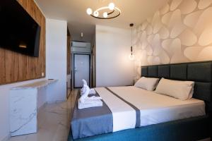 Pefko Azure Rooms & Apartments