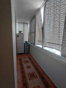 Nonas House