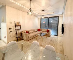 Fayb-Sweet-Home-1 - Agadir Bay
