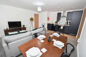 Modern 2 Bedroom Apartment in Central Bradford