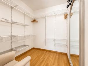 Ziedondarza Park One Bedroom Apartment with Balcony