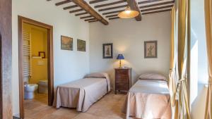 CASALE DEI TIGLI 8, Emma Villas