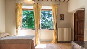 CASALE DEI TIGLI 8, Emma Villas