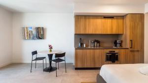 Stunning Studio in 501 Residences - Miami - Pool