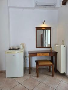Gabi Rooms in Sougia