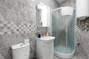 Aqua Apartments 1